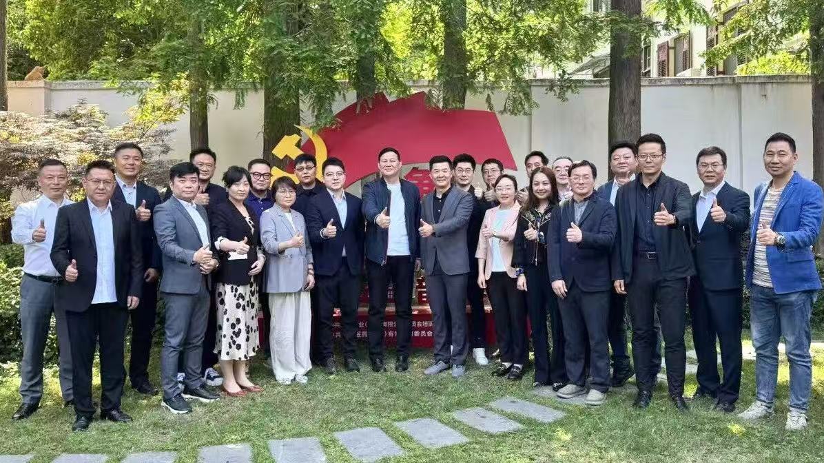 bcbbe0d4deb1e823bb4a2015cd07d211.jpg bcbbe0d4deb1e823bb4a2015cd07d211.jpg